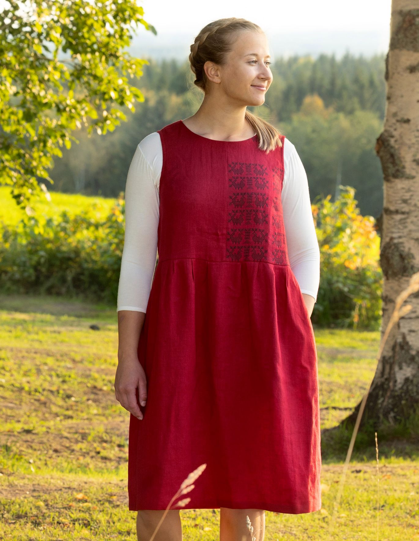 Sarafiina pellavamekko Koitadesign
